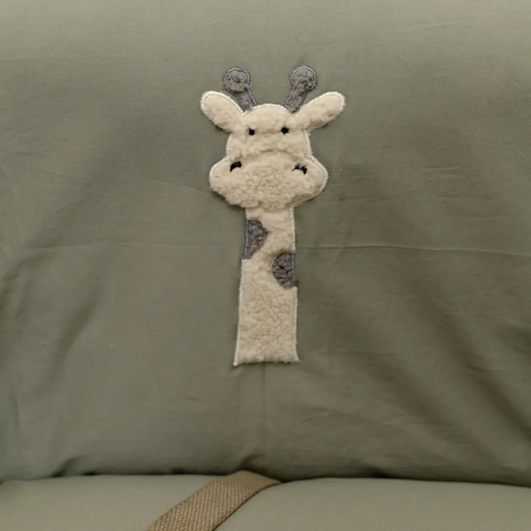 OAK BOHO Holiday Travel Bed for Small Dogs : Mint Giraffe