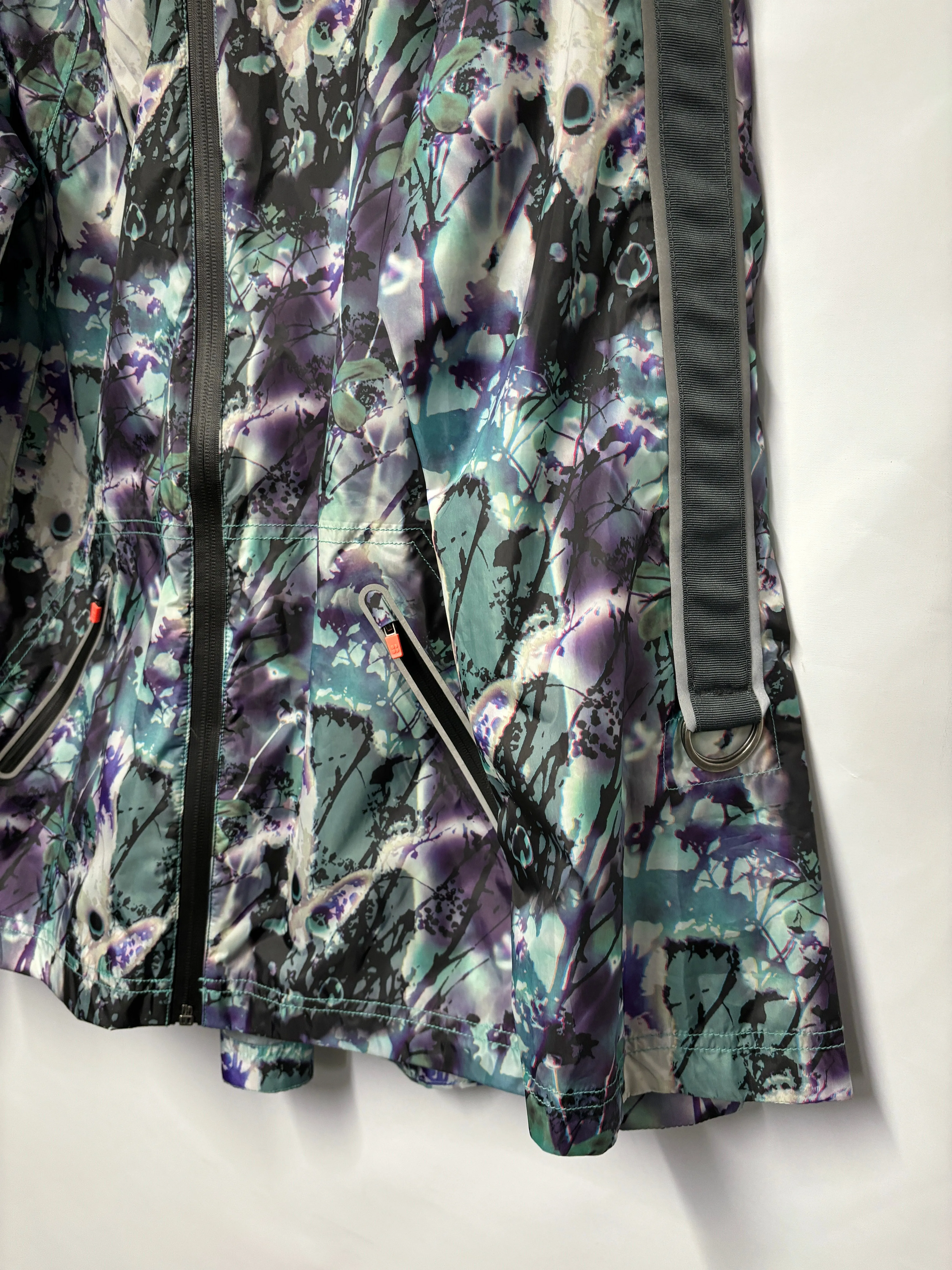 Sweaty Betty Lightweight Showerproof Jacket Medium