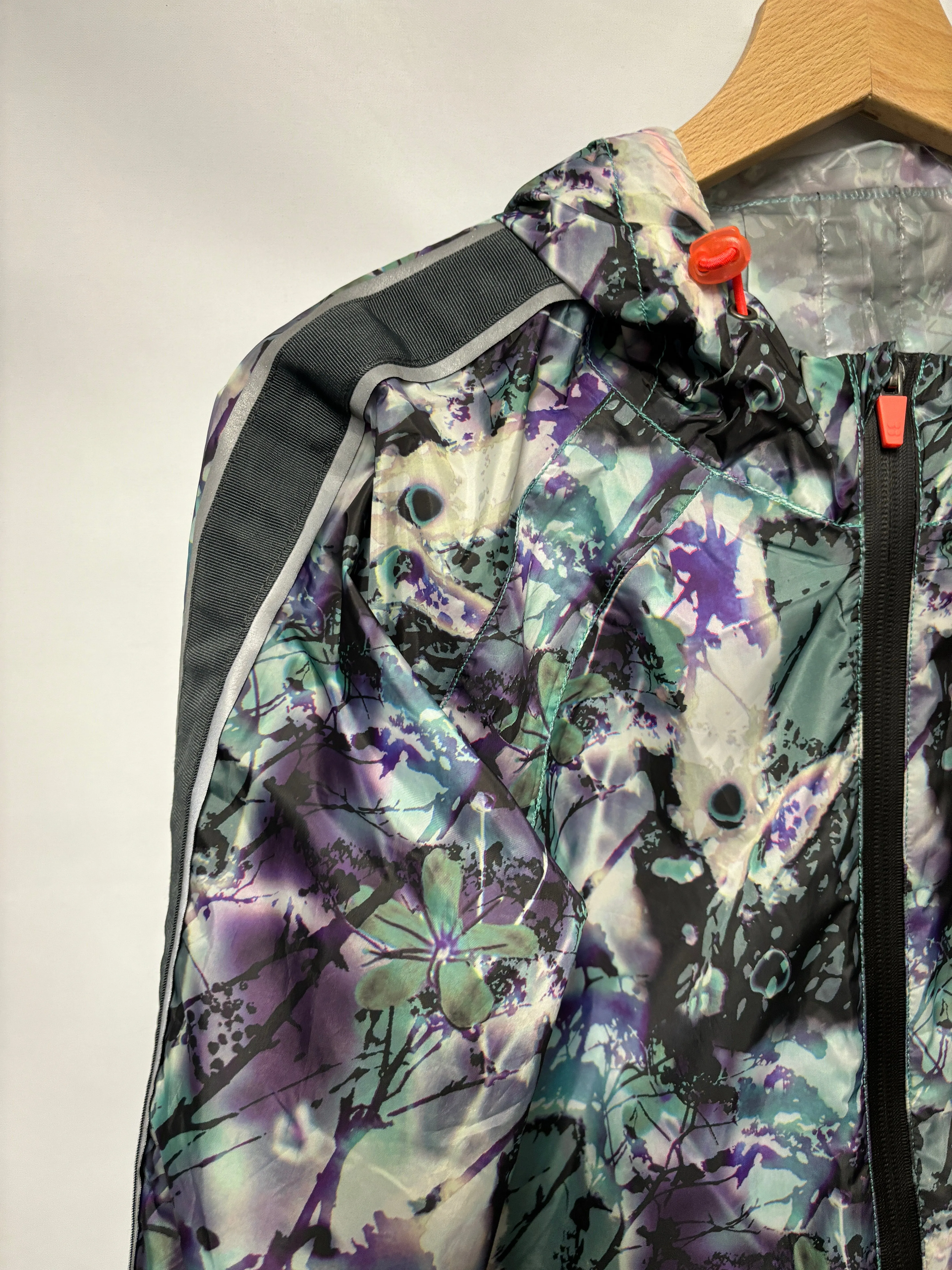 Sweaty Betty Lightweight Showerproof Jacket Medium